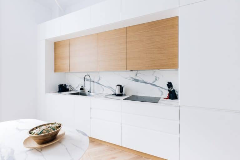 cucina piccola moderna e minimal ristrutturata da creo casa milano